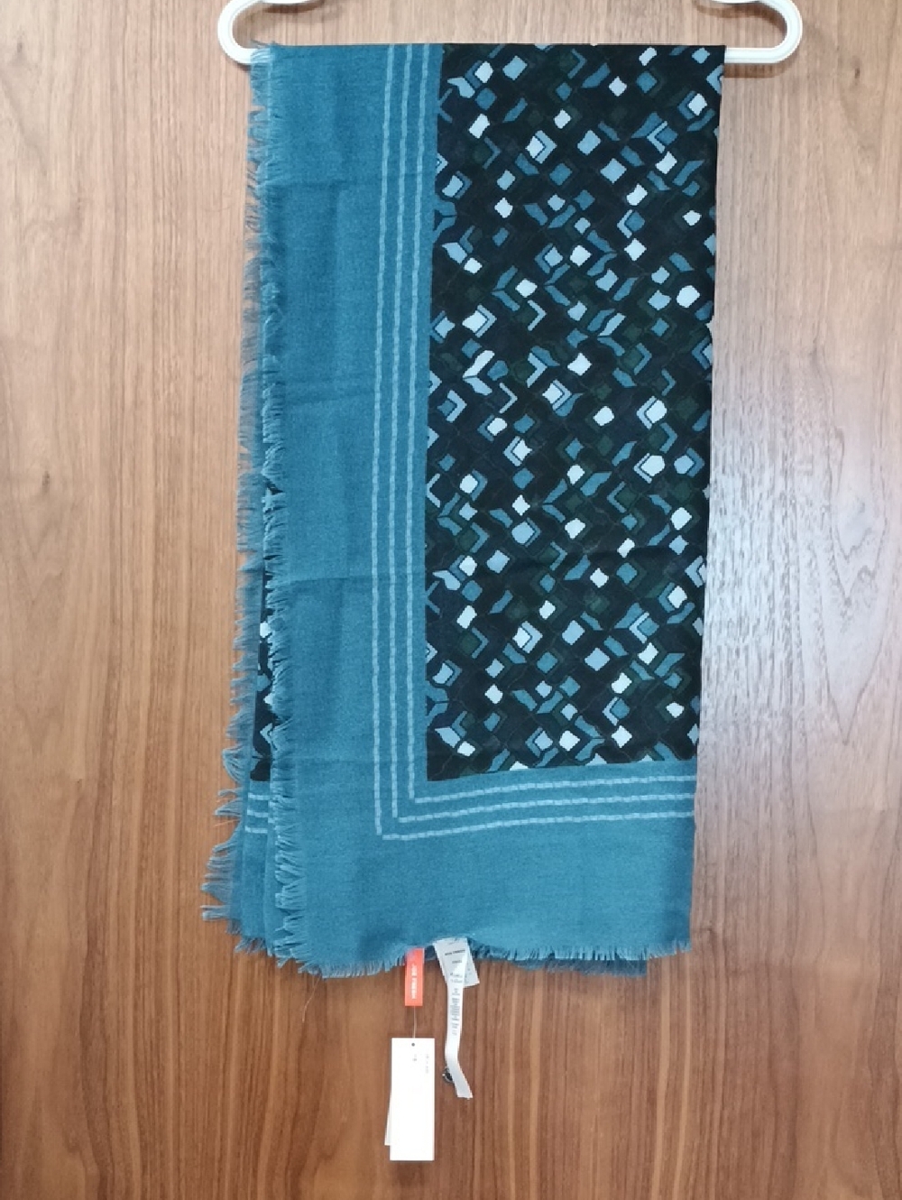 5/$15 Joe Fresh Scarf